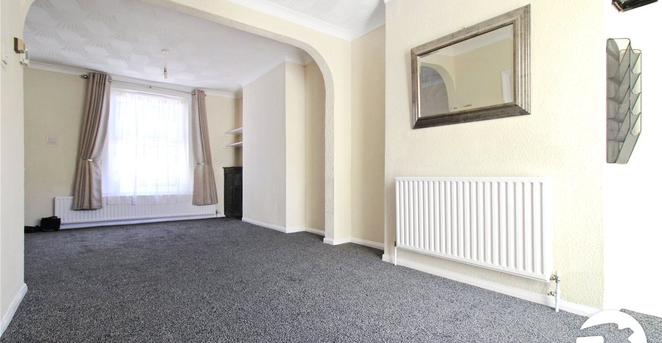3 bedroom house to rent in Gravesend | Robinson Michael & Jackson