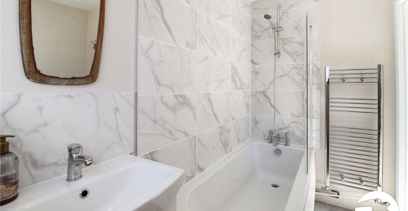 3 bedroom house to rent in Gravesend | Robinson Michael & Jackson