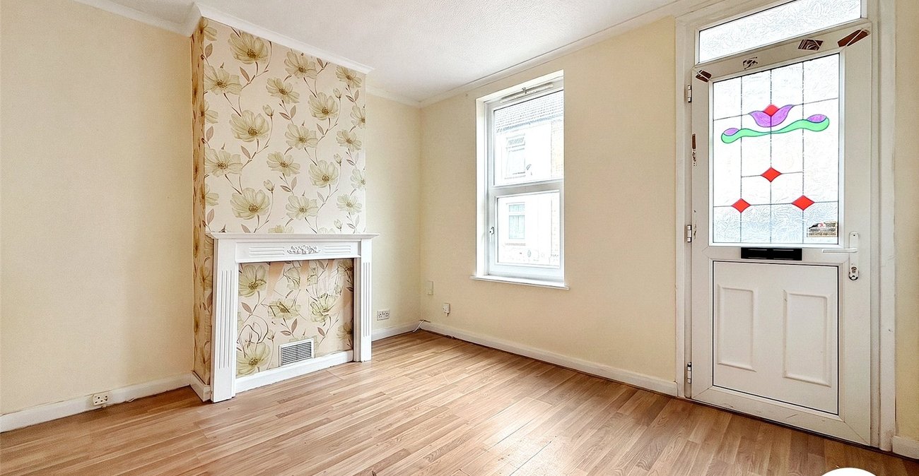 3 bedroom house to rent in Gillingham | Robinson Michael & Jackson