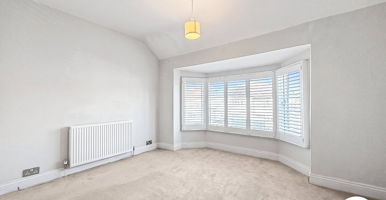 4 bedroom house to rent in Welling | 