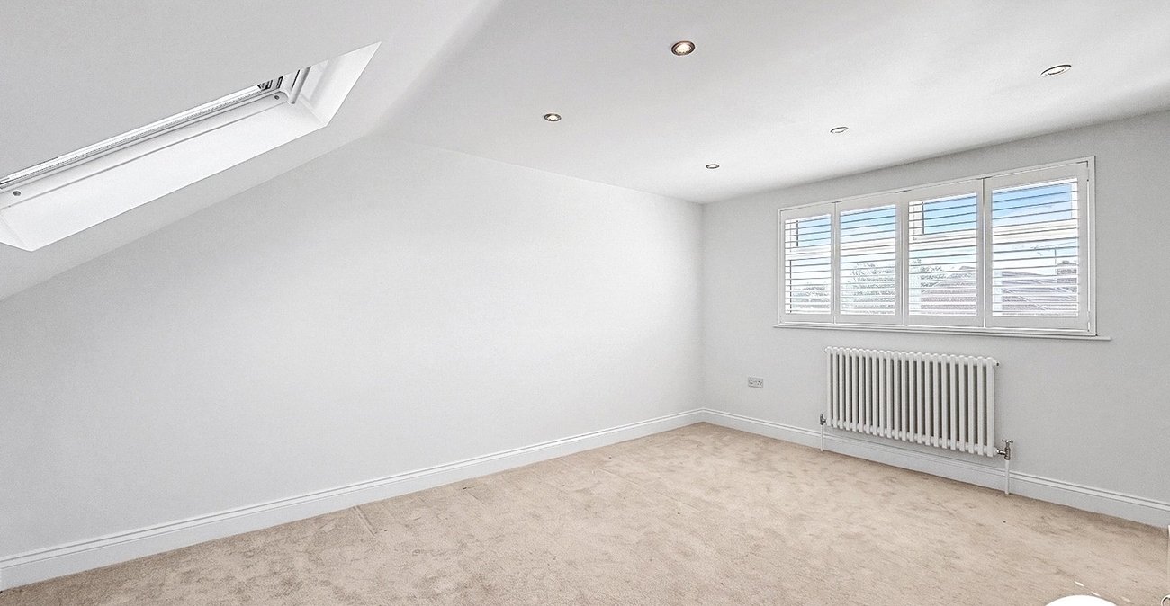 4 bedroom house to rent in Welling | 