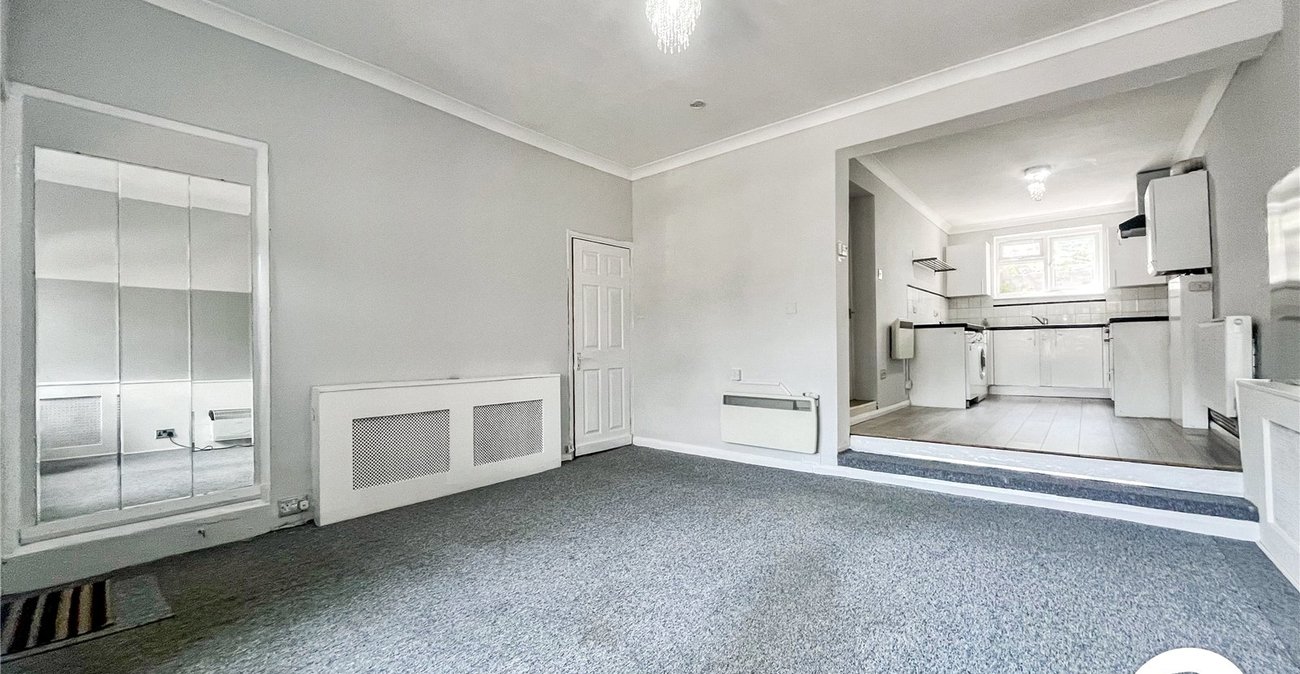 1 bedroom property to rent in Gillingham | Robinson Michael & Jackson