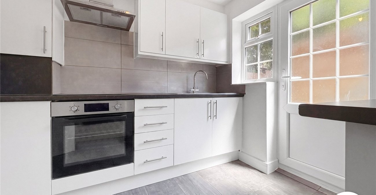 2 bedroom house to rent in Gillingham | Robinson Michael & Jackson