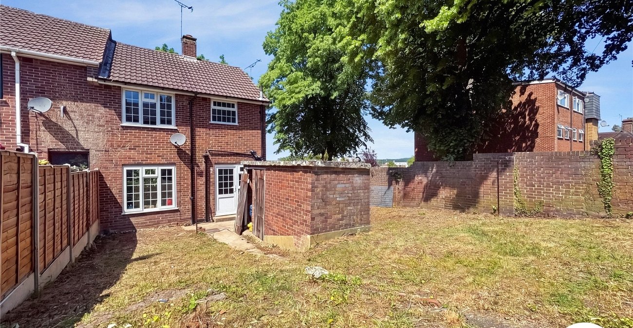 2 bedroom house to rent in Gillingham | Robinson Michael & Jackson
