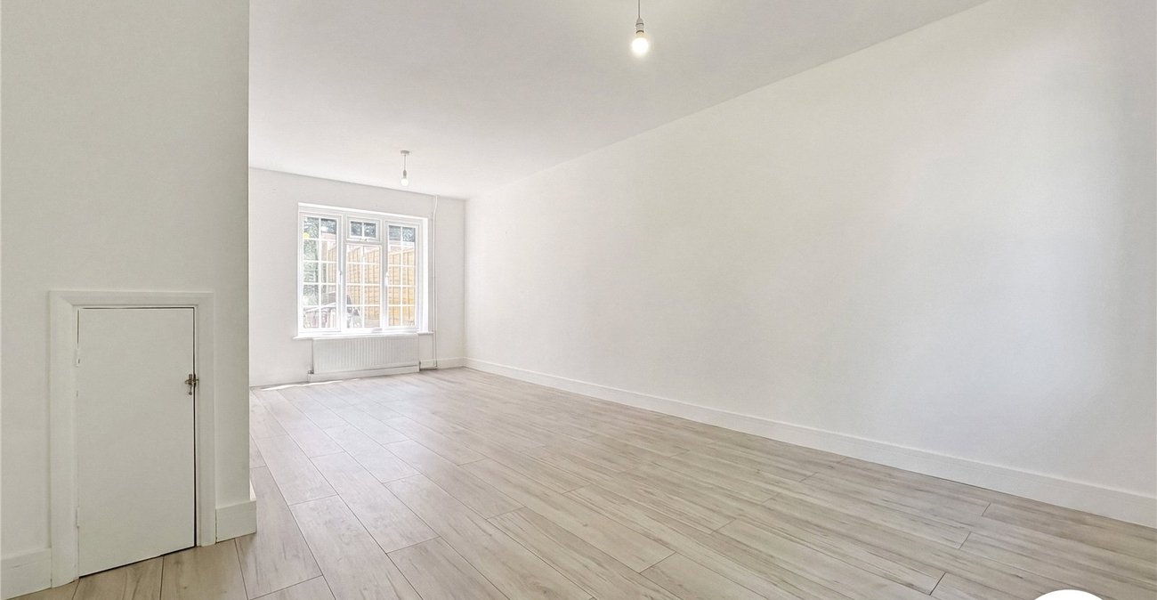 2 bedroom house to rent in Gillingham | Robinson Michael & Jackson