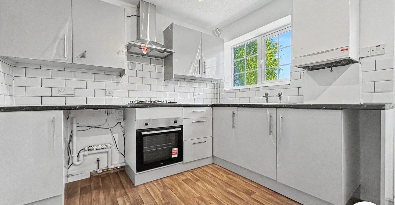 4 bedroom property to rent in Gillingham | Robinson Michael & Jackson