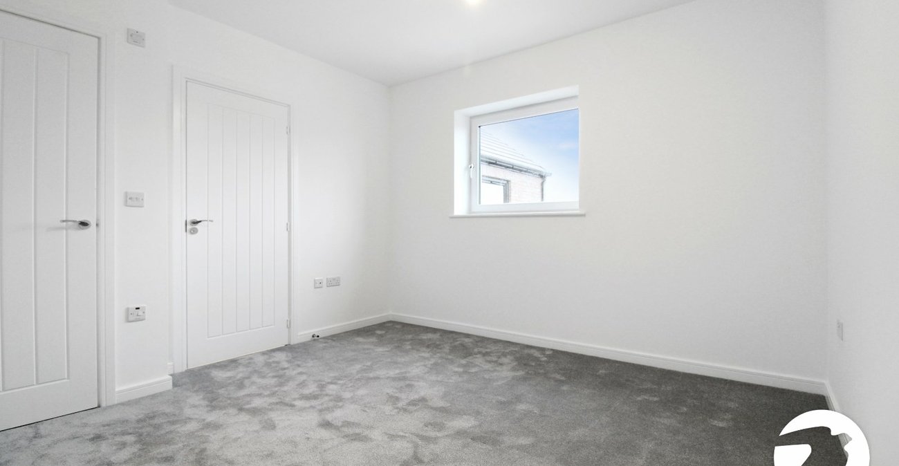2 bedroom property to rent in Alkerden | Robinson Michael & Jackson