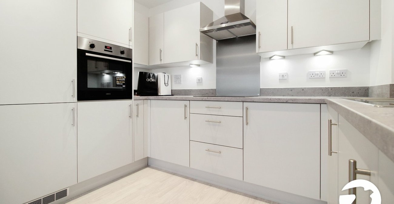 2 bedroom property to rent in Alkerden | Robinson Michael & Jackson