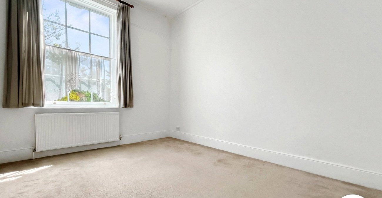 1 bedroom property to rent in Bell Road | Robinson Michael & Jackson