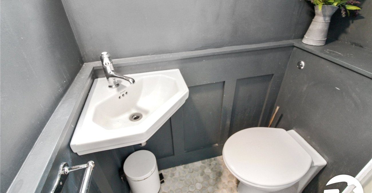 3 bedroom house to rent in Gravesend | Robinson Michael & Jackson