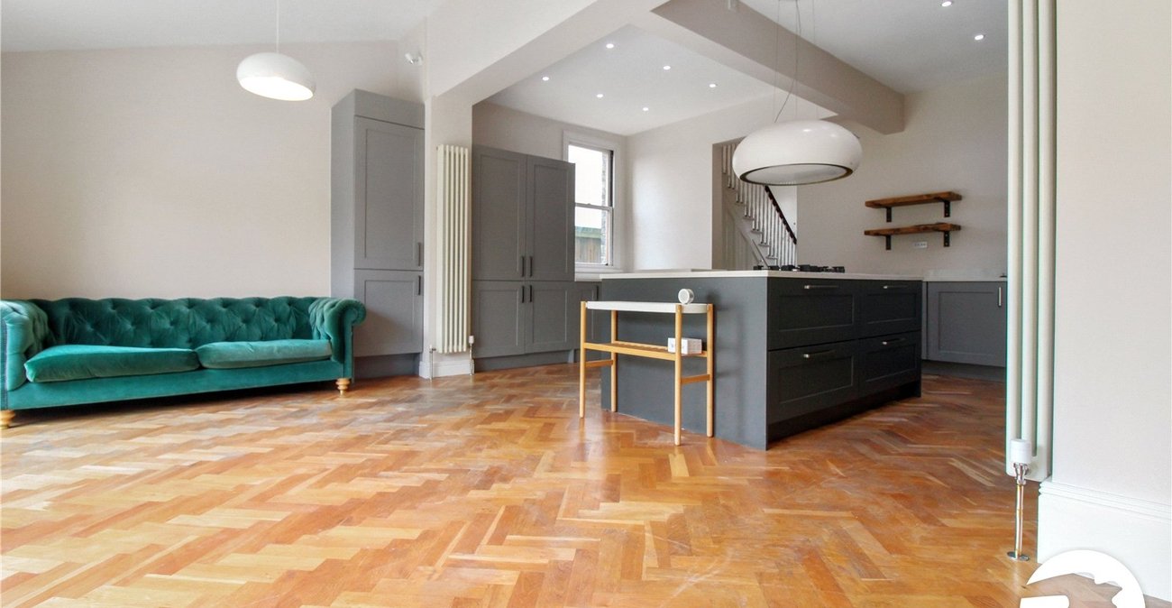 3 bedroom house to rent in Gravesend | Robinson Michael & Jackson