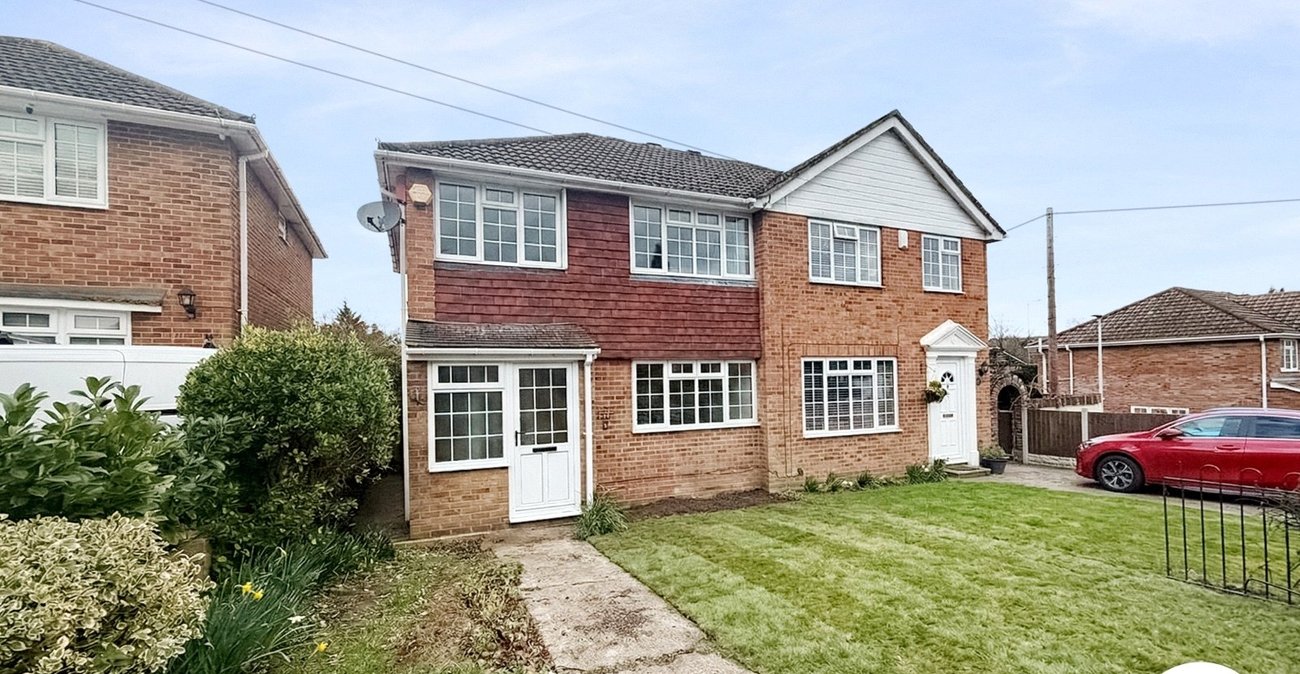 3 bedroom house to rent in Gillingham | Robinson Michael & Jackson