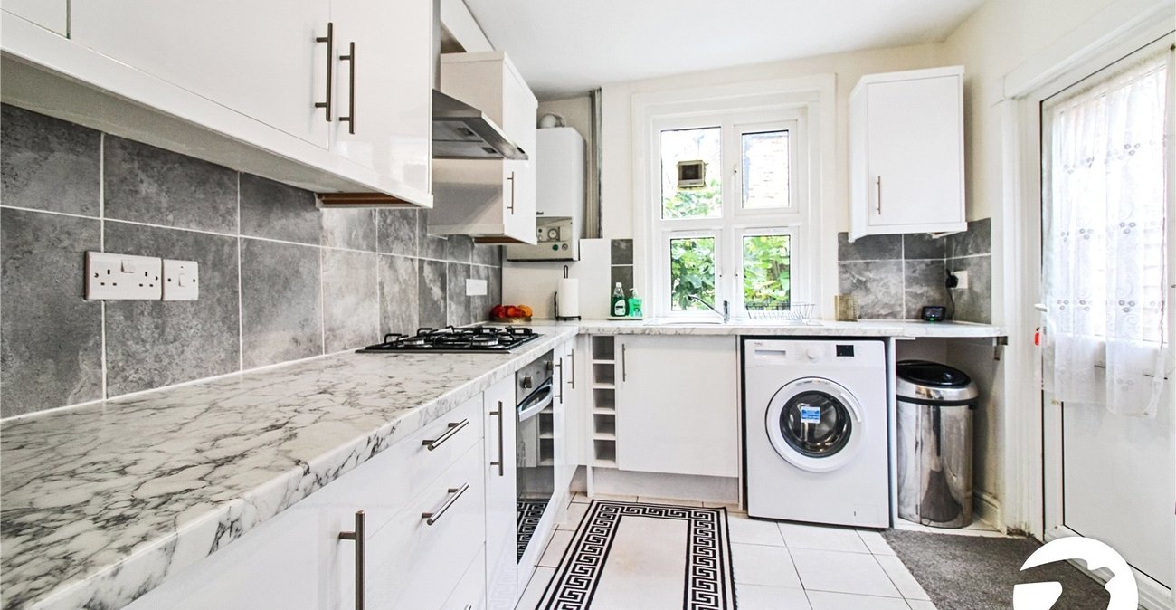 2 bedroom house to rent in Catford | Robinson Jackson