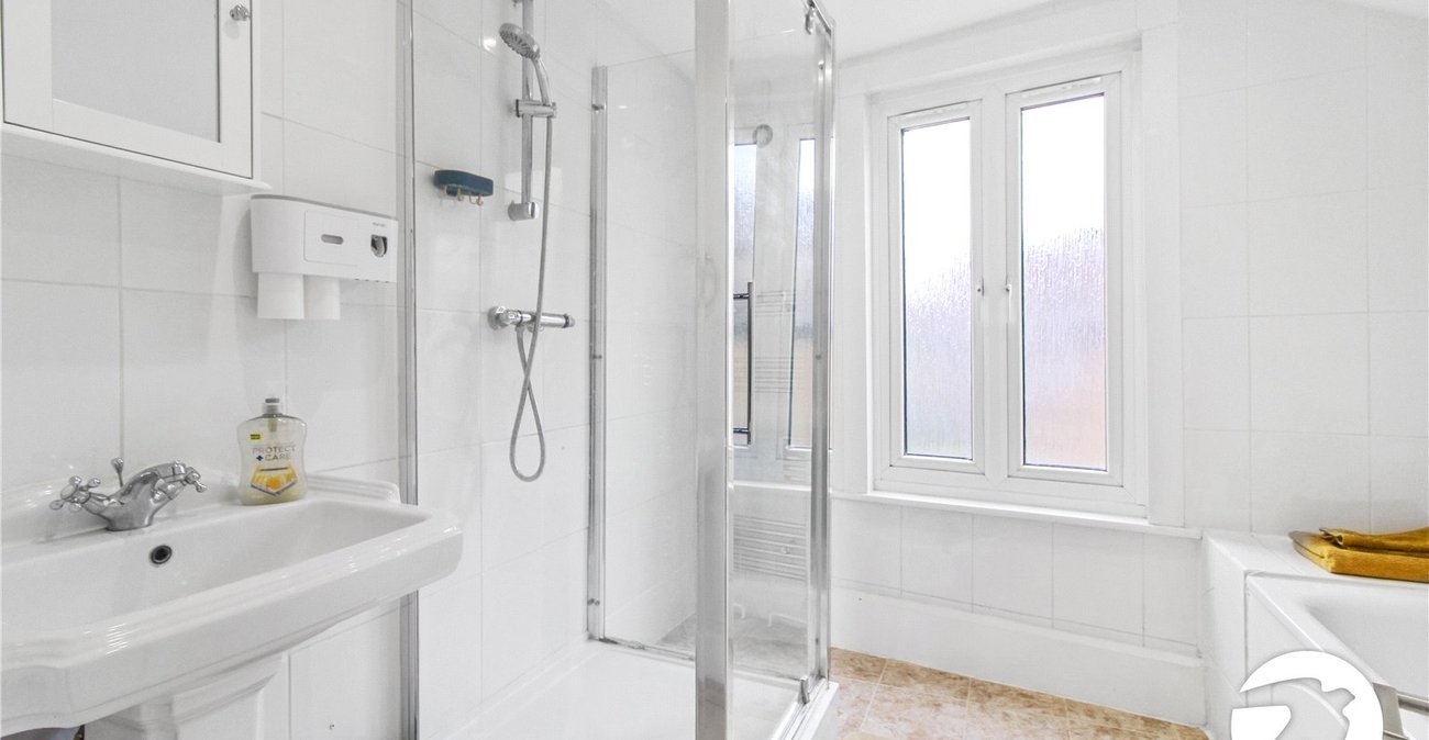 2 bedroom house to rent in Catford | Robinson Jackson