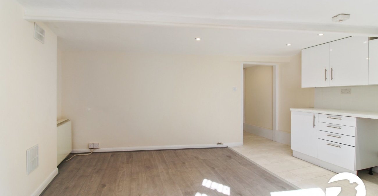 1 bedroom property to rent in Catford | Robinson Jackson