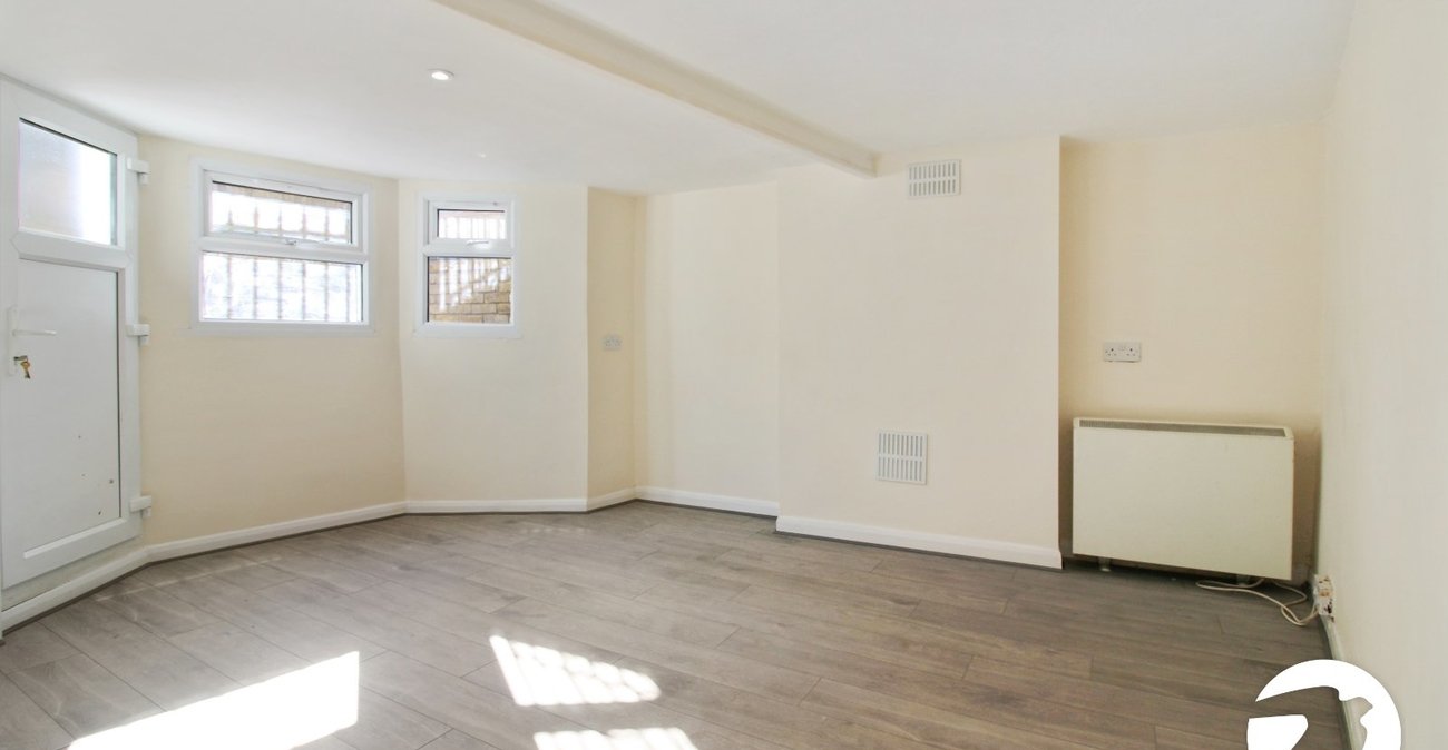 1 bedroom property to rent in Catford | Robinson Jackson