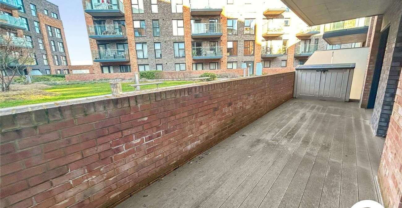 2 bedroom property to rent in Dartford | Robinson Jackson