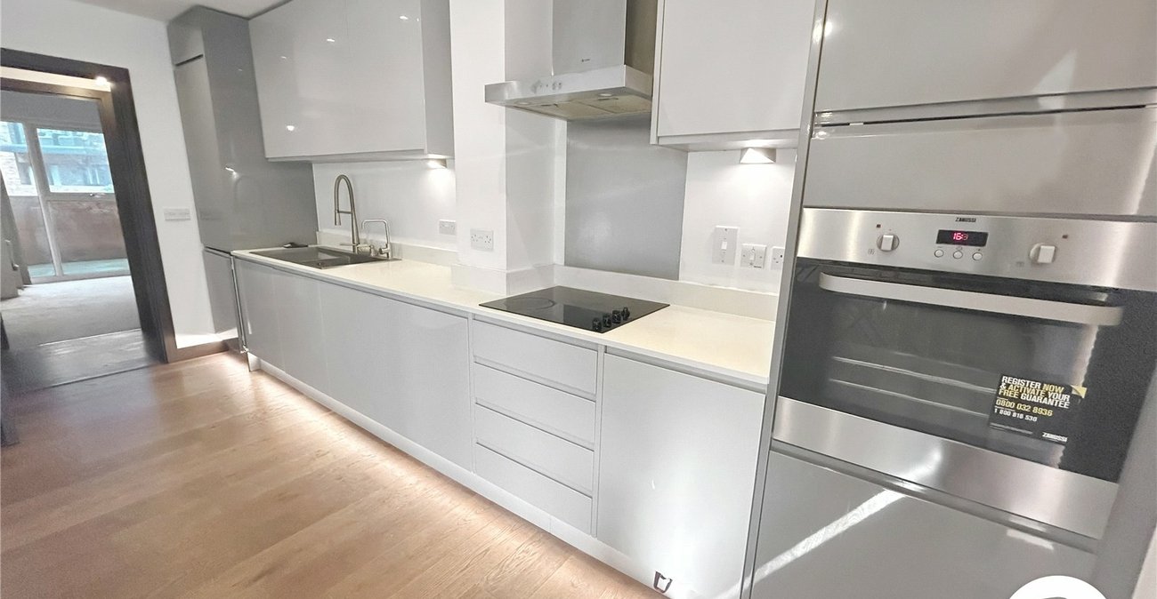 2 bedroom property to rent in Dartford | Robinson Jackson