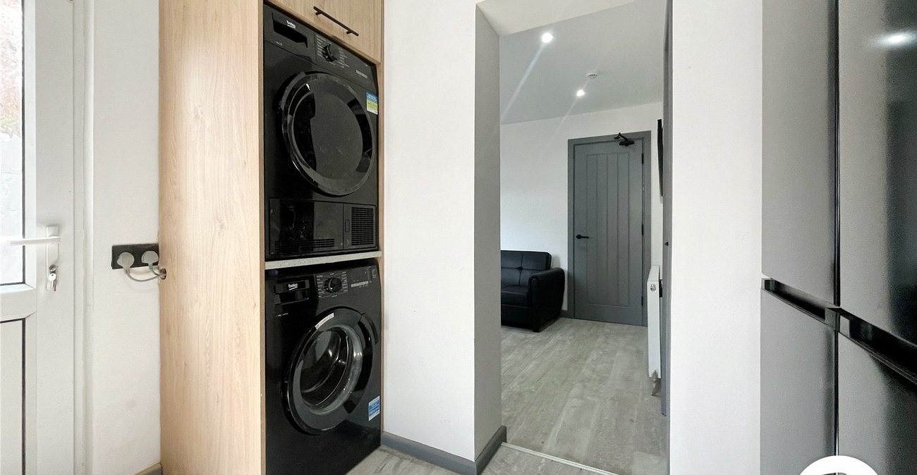1 bedroom property to rent in Gillingham | Robinson Michael & Jackson