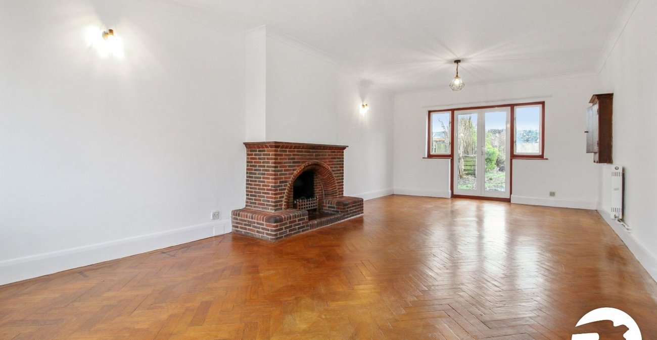 4 bedroom house to rent in Gravesend | Robinson Michael & Jackson