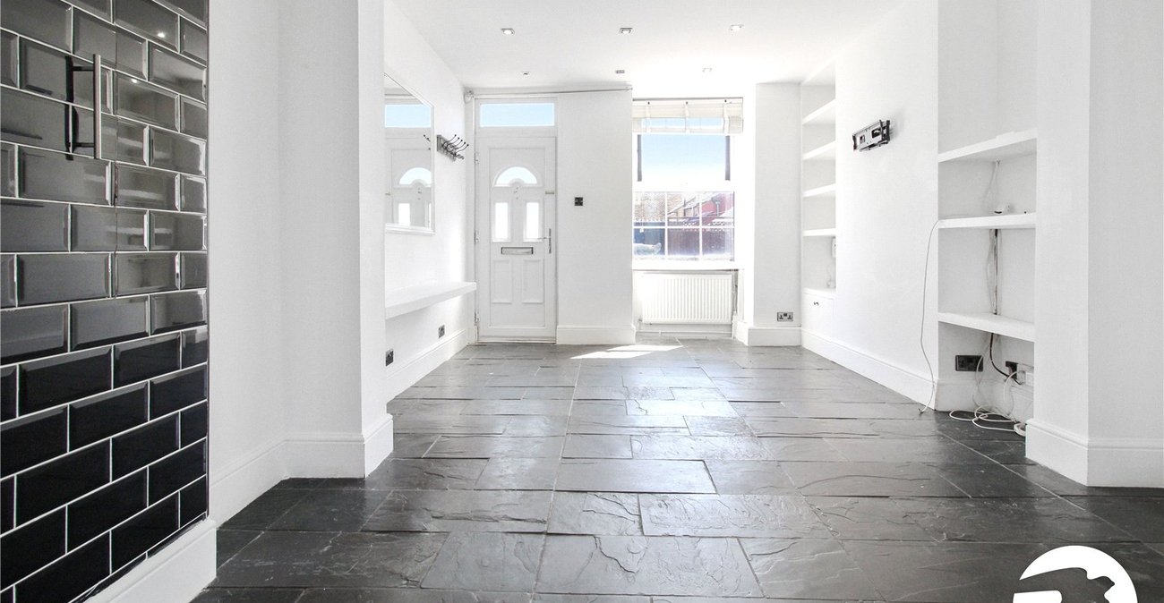 2 bedroom house to rent in Gravesend | Robinson Michael & Jackson