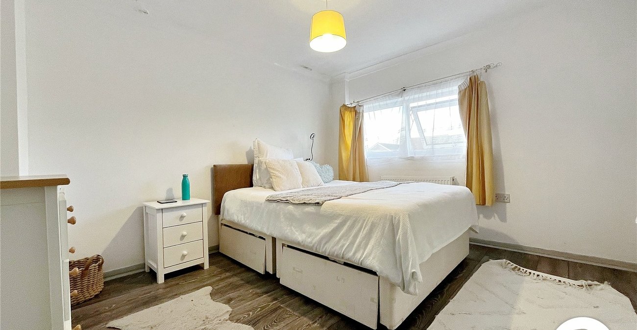 3 bedroom house to rent in Rochester | Robinson Michael & Jackson