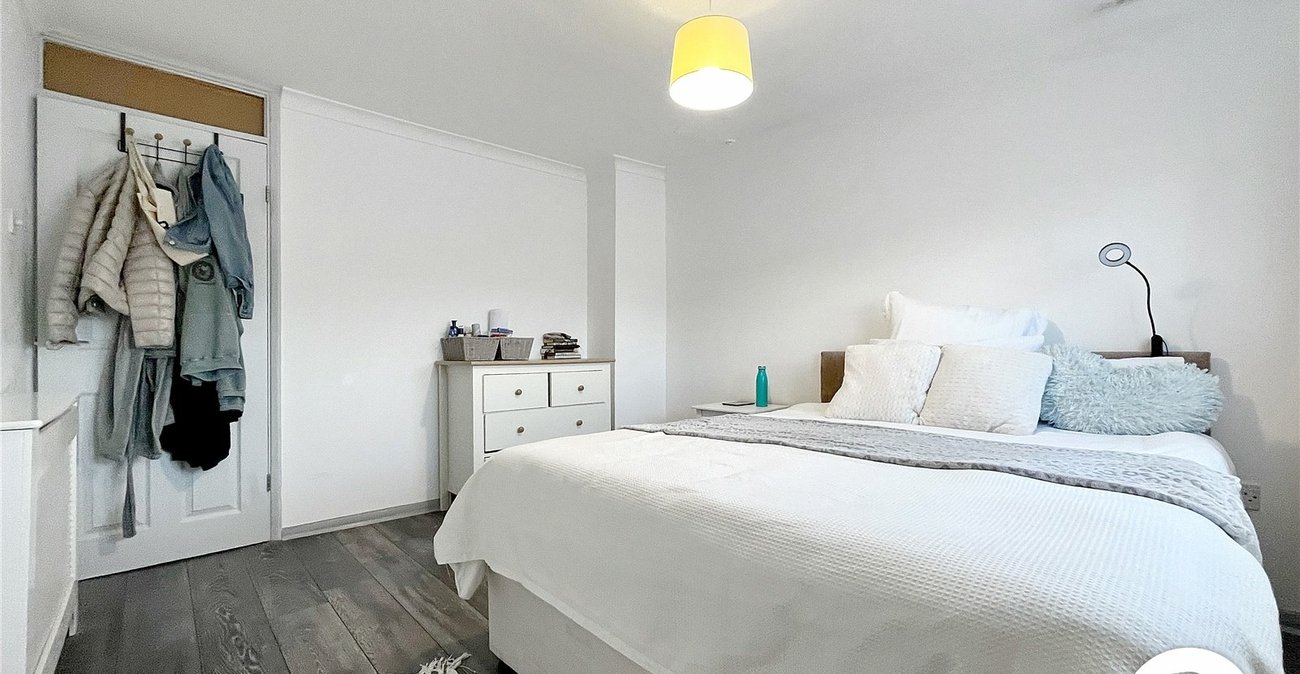 3 bedroom house to rent in Rochester | Robinson Michael & Jackson