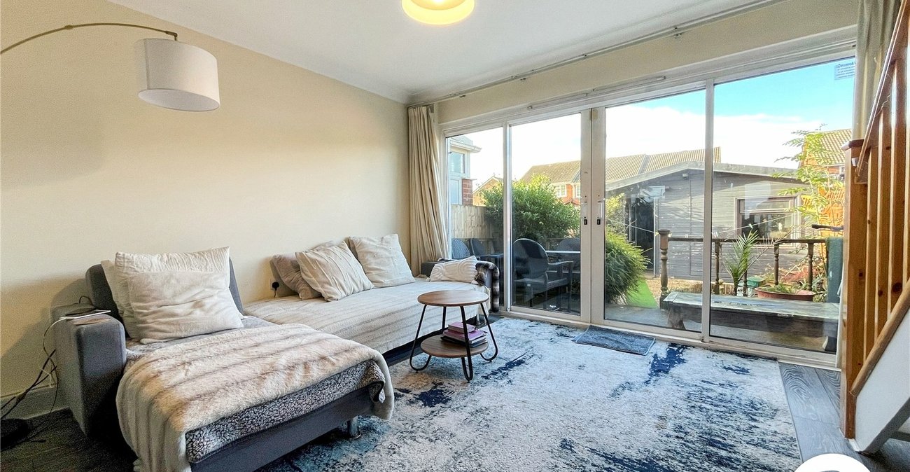 3 bedroom house to rent in Rochester | Robinson Michael & Jackson