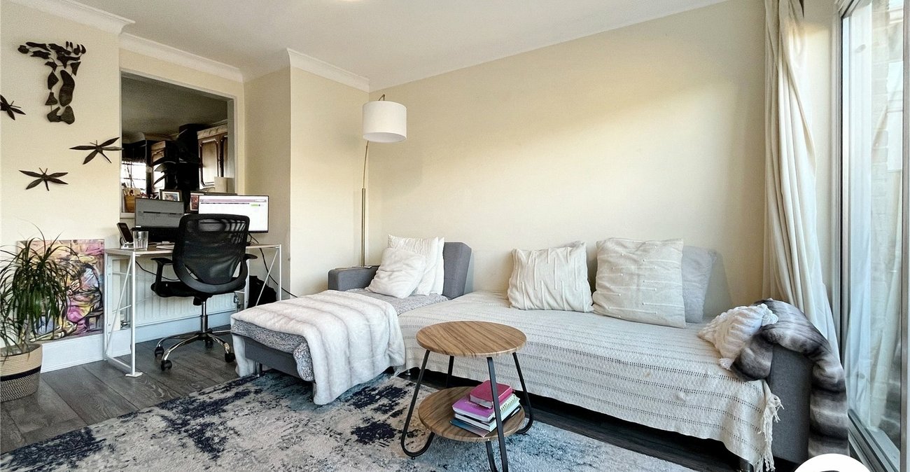 3 bedroom house to rent in Rochester | Robinson Michael & Jackson