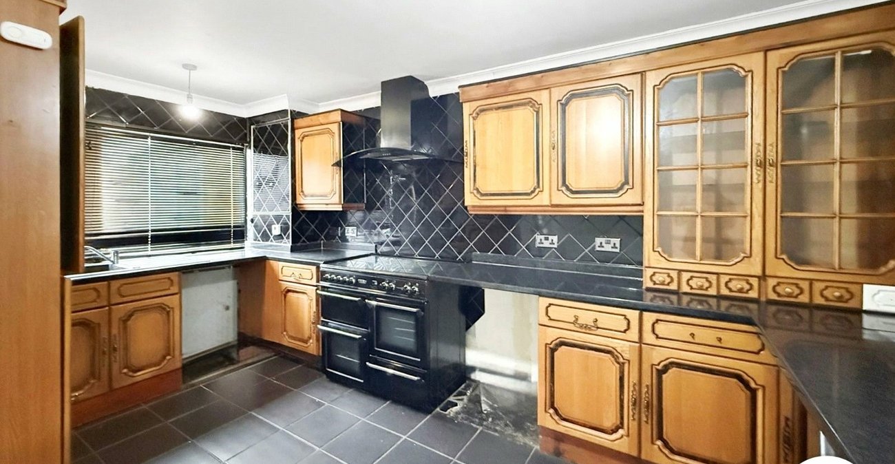 3 bedroom house to rent in Rochester | Robinson Michael & Jackson