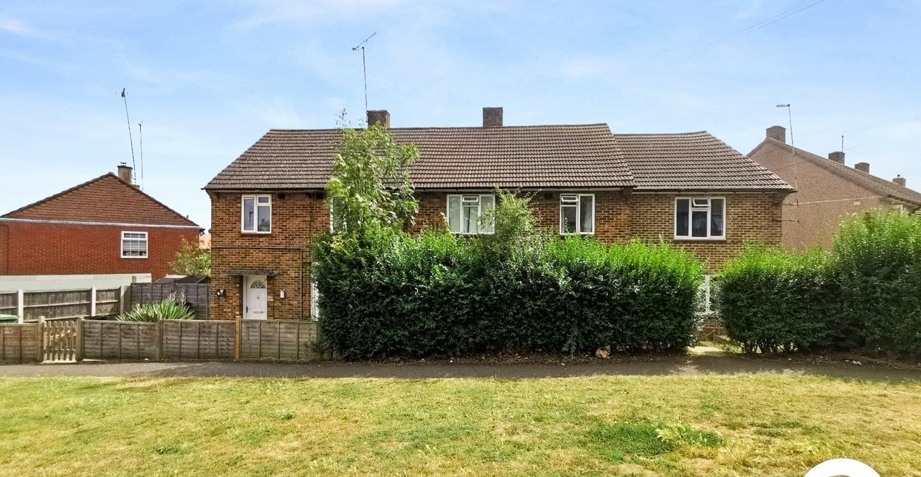 5 bedroom house to rent in Orpington | Robinson Jackson