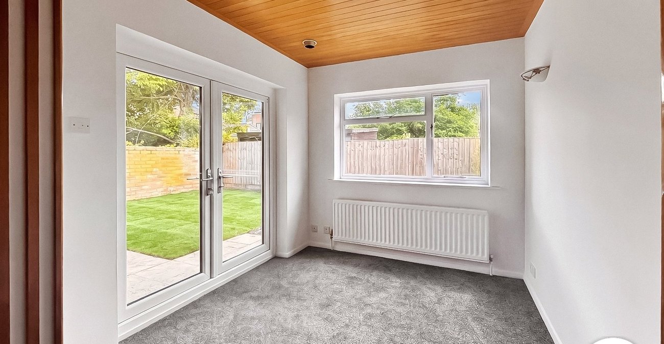 4 bedroom house to rent in Joydens Wood | Robinson Jackson