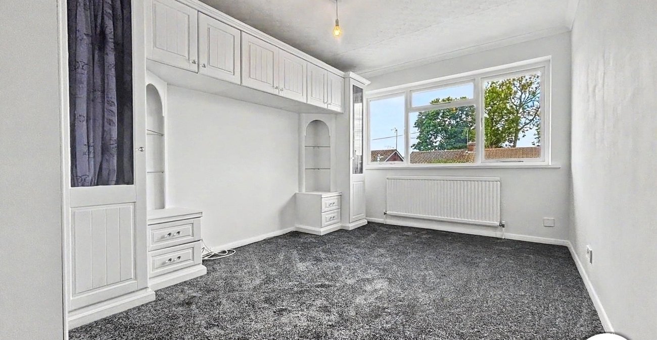 4 bedroom house to rent in Joydens Wood | Robinson Jackson