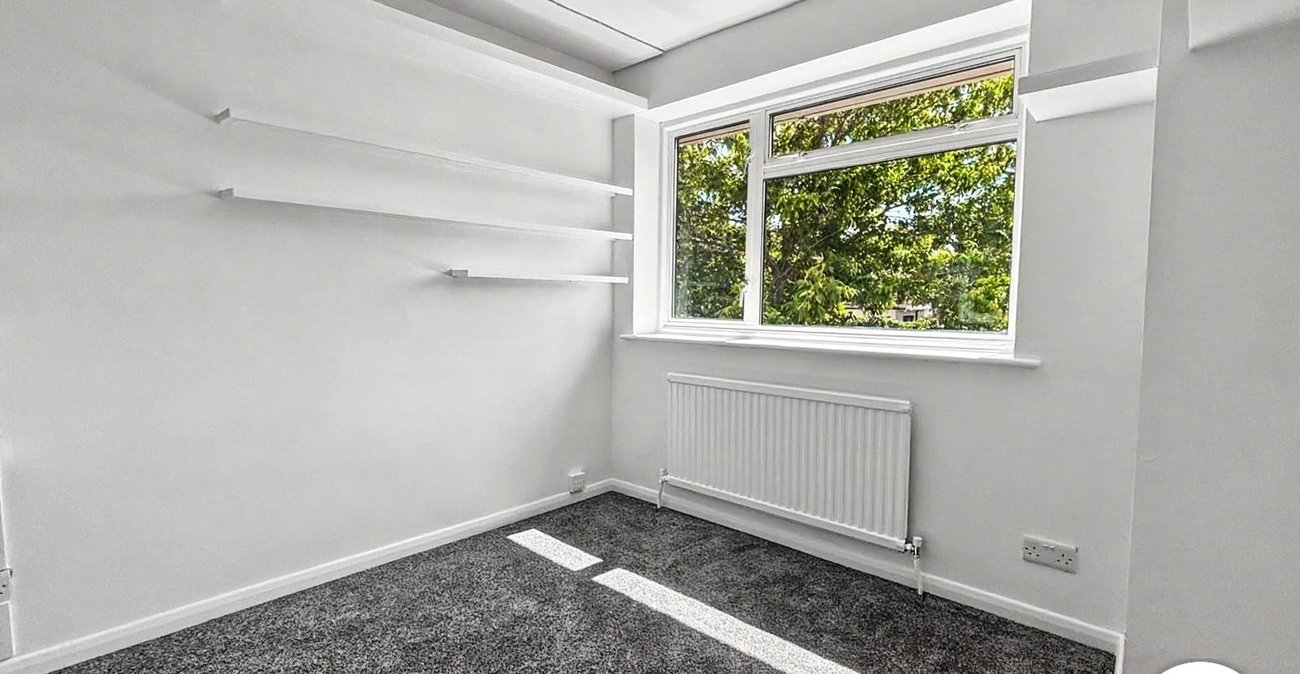 4 bedroom house to rent in Joydens Wood | Robinson Jackson