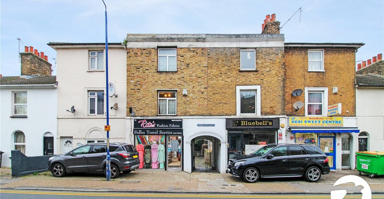 2 bedroom property to rent in Gravesend | Robinson Michael & Jackson