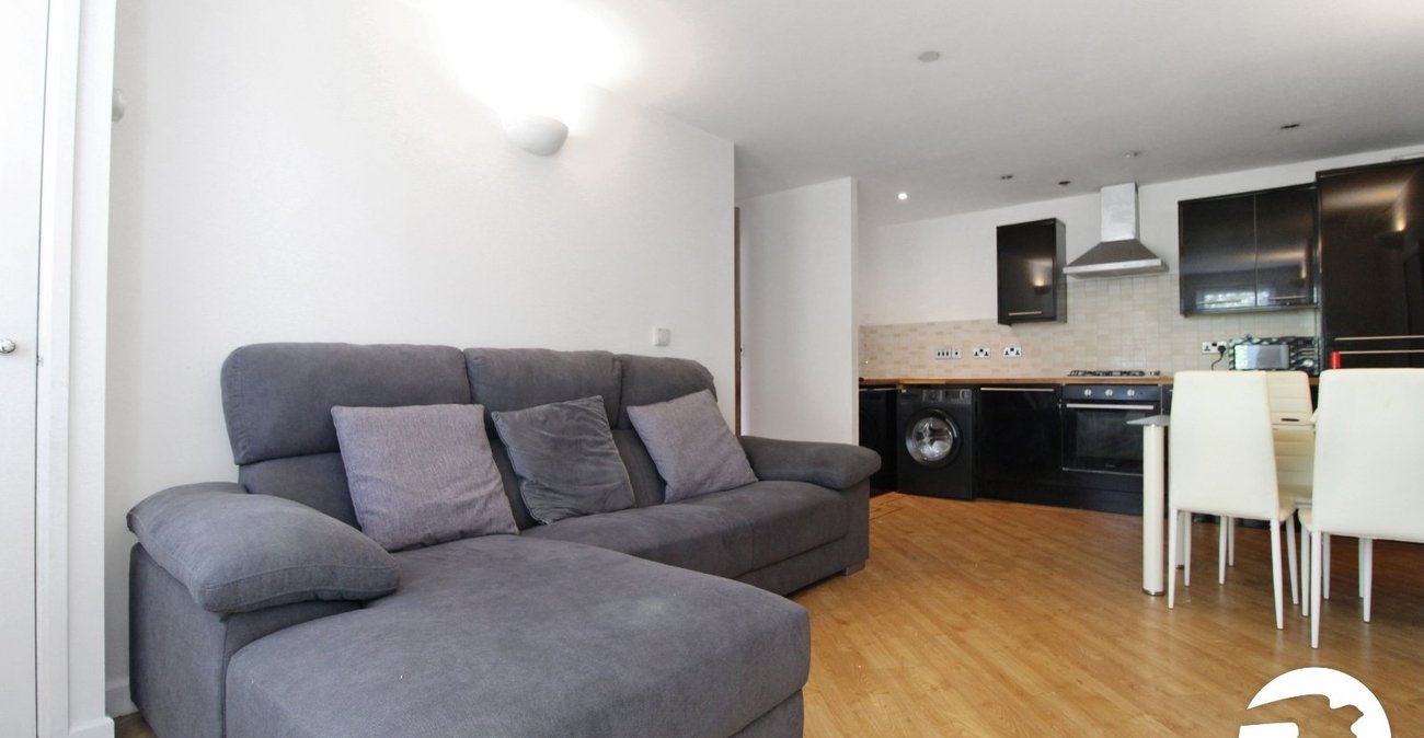 1 bedroom property to rent in Gravesend | Robinson Michael & Jackson