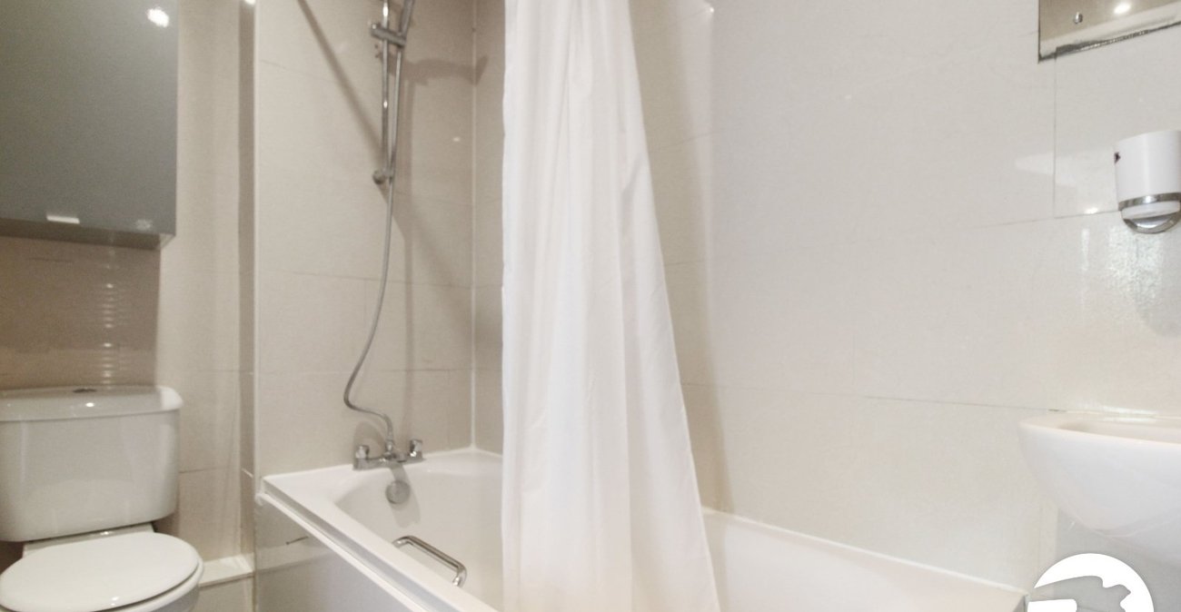 1 bedroom property to rent in Gravesend | Robinson Michael & Jackson