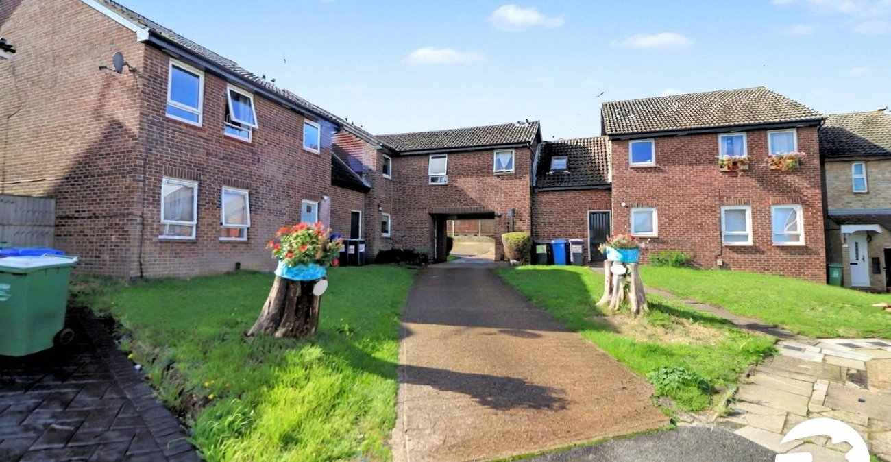 1 bedroom property to rent in Crayford | Robinson Jackson