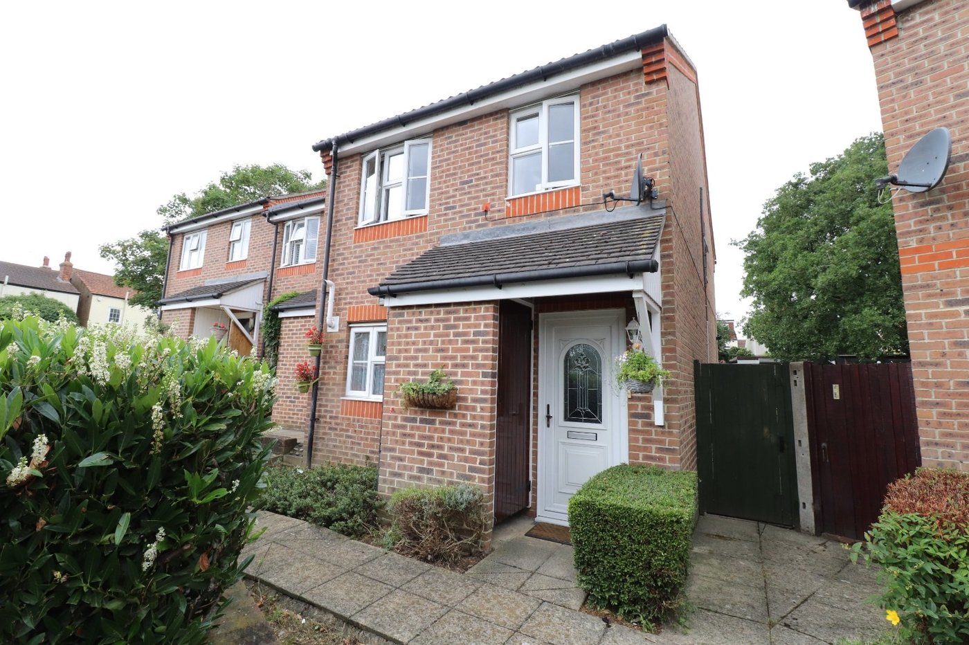 2 bedroom house for sale in Belvedere | Robinson Jackson