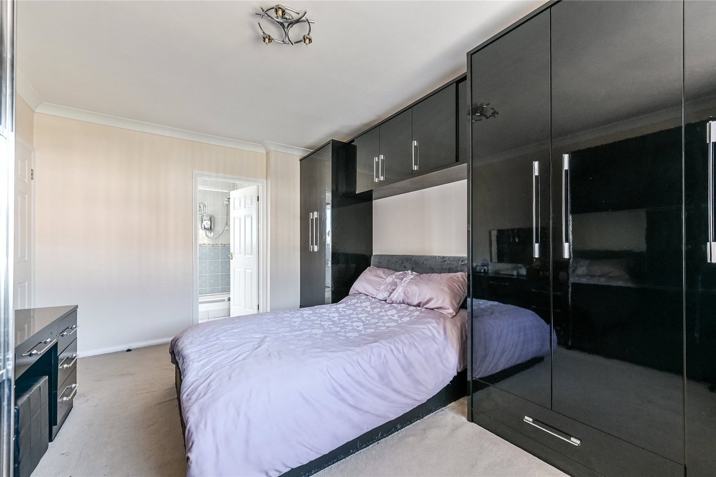 4 bedroom house for sale in Gravesend | Robinson Michael & Jackson