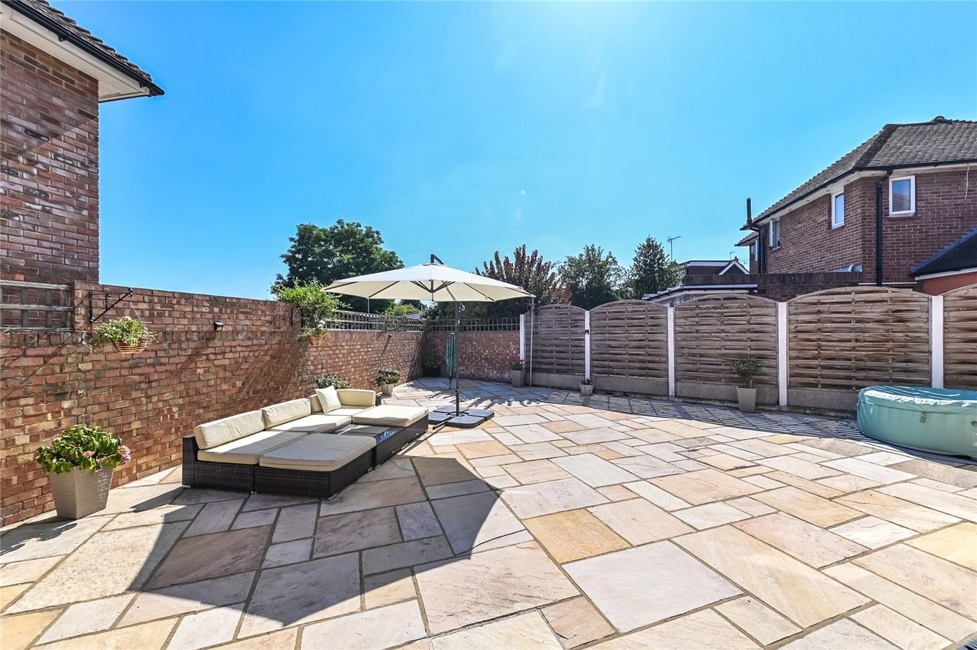 4 bedroom house for sale in Gravesend | Robinson Michael & Jackson
