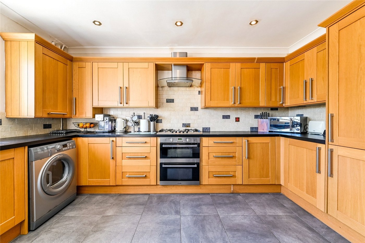 4 bedroom house for sale in Gravesend | Robinson Michael & Jackson