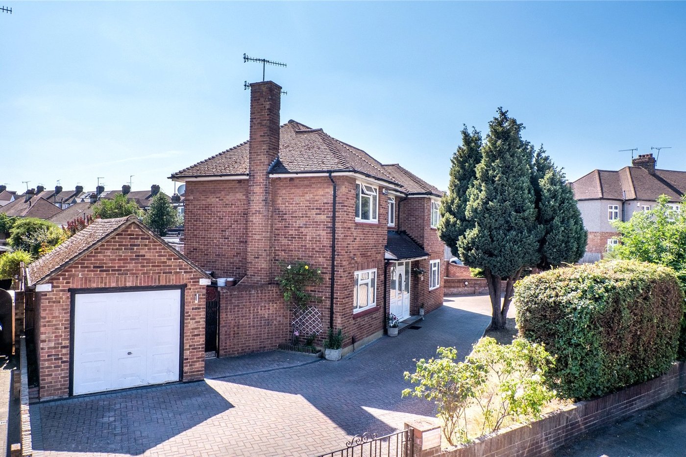 4 bedroom house for sale in Gravesend | Robinson Michael & Jackson