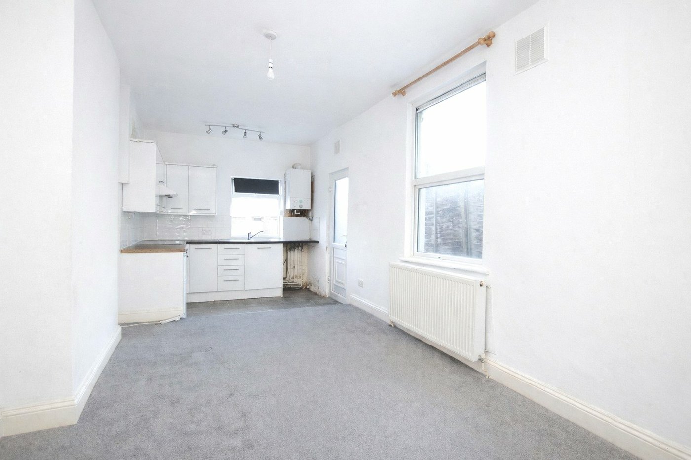 2 bedroom property for sale in Abbey Wood | Robinson Jackson