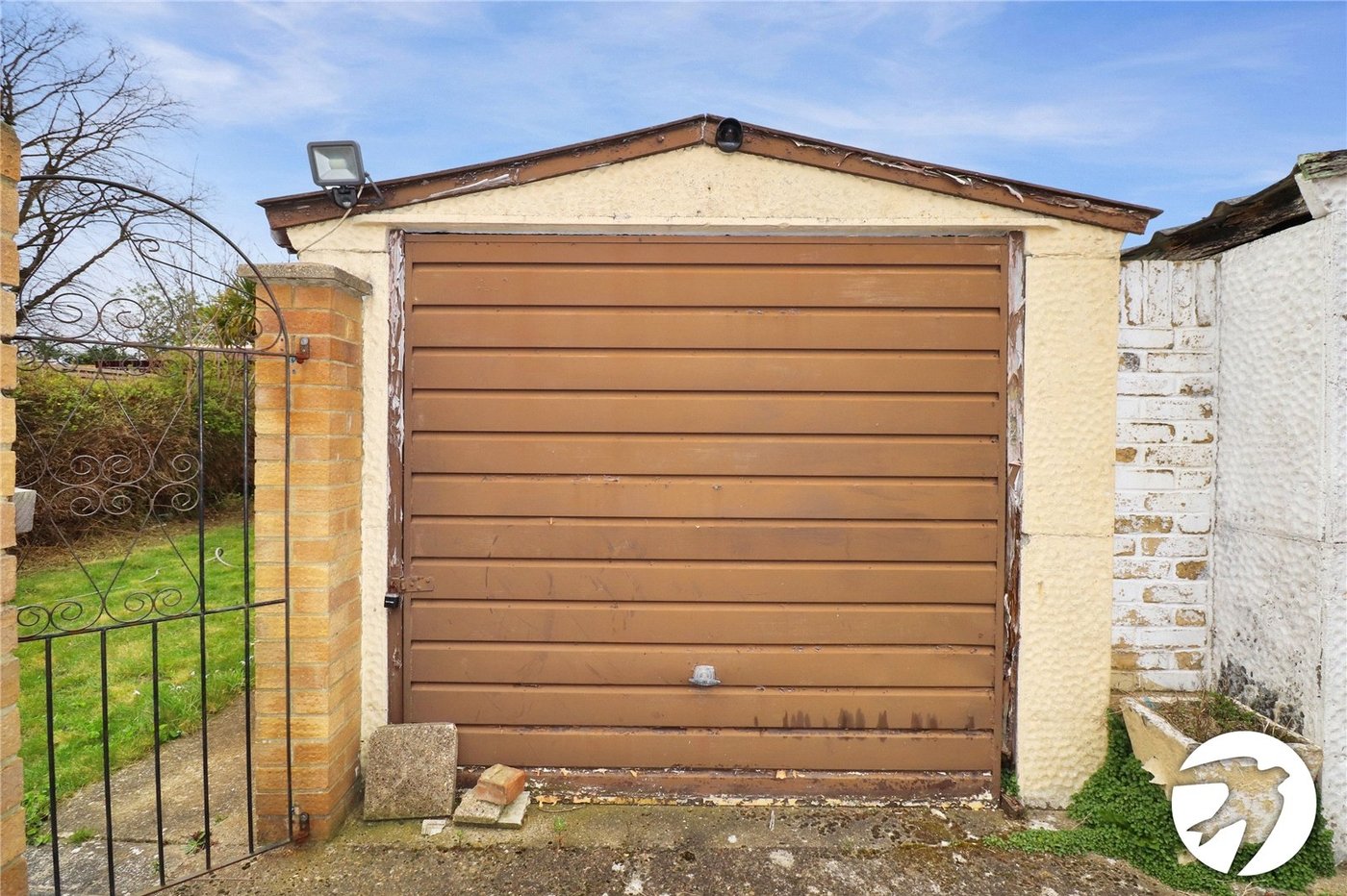 2 bedroom bungalow for sale in Bexleyheath | Robinson Jackson