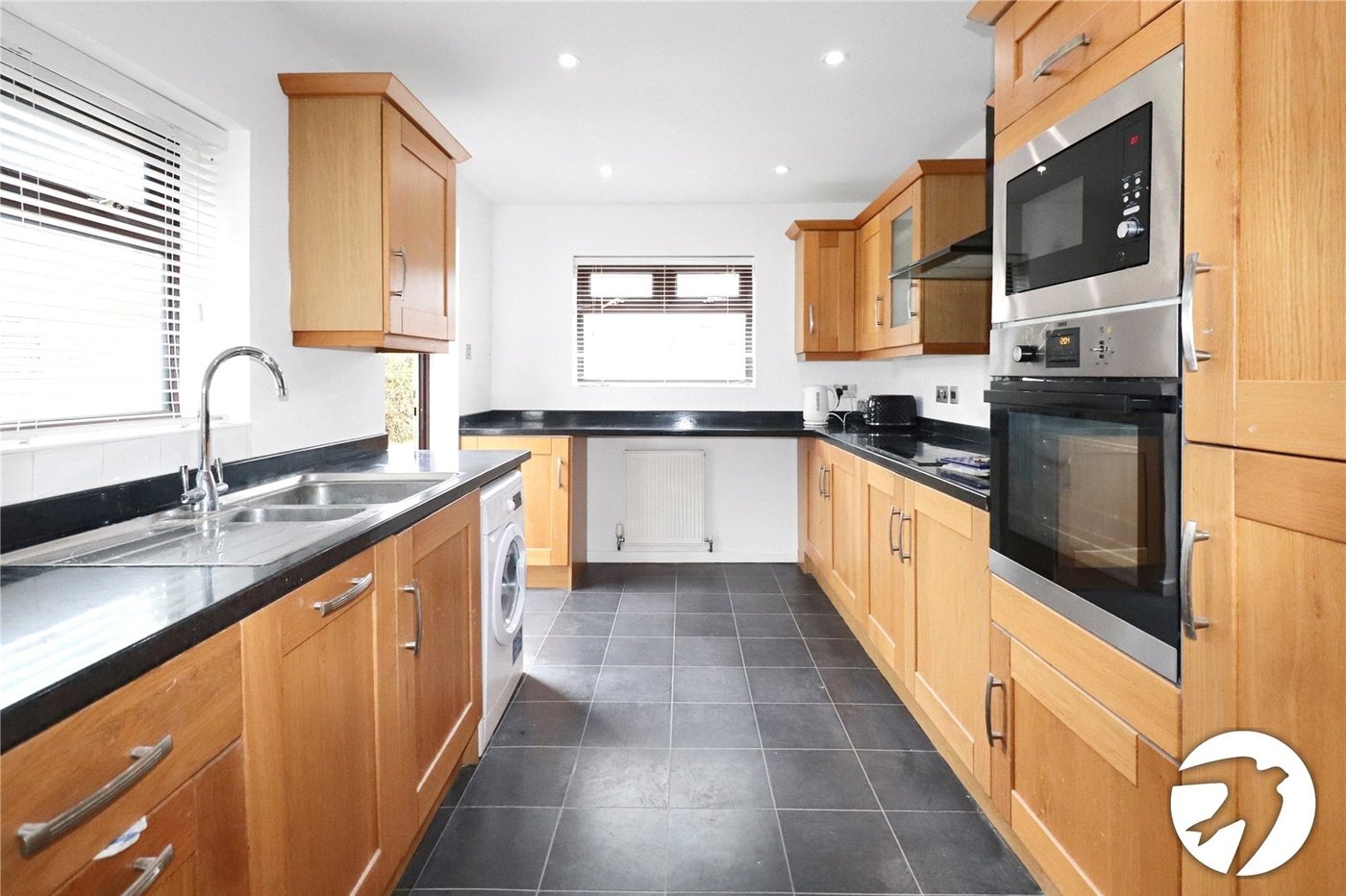 2 bedroom bungalow for sale in Bexleyheath | Robinson Jackson