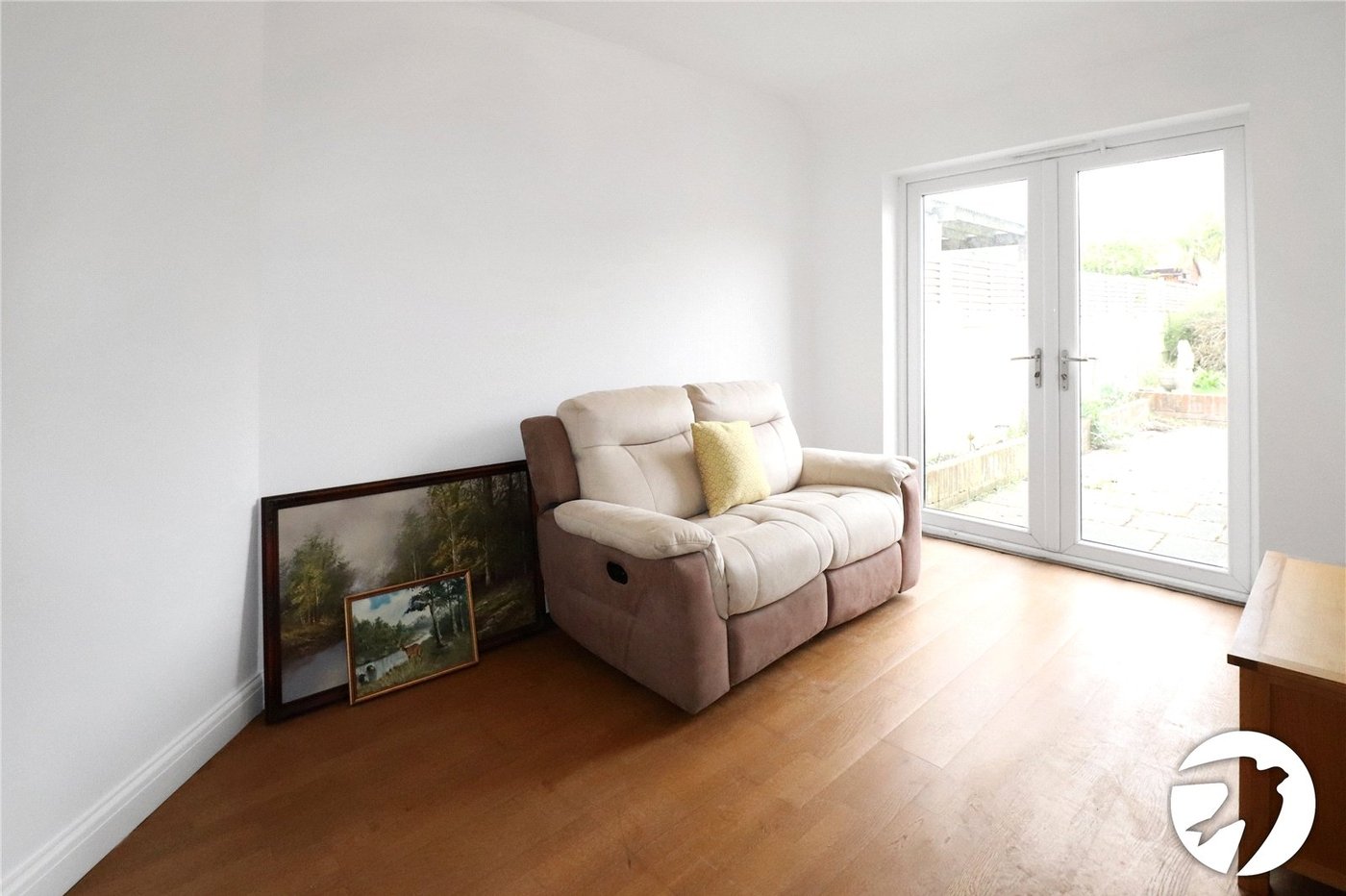 2 bedroom bungalow for sale in Bexleyheath | Robinson Jackson