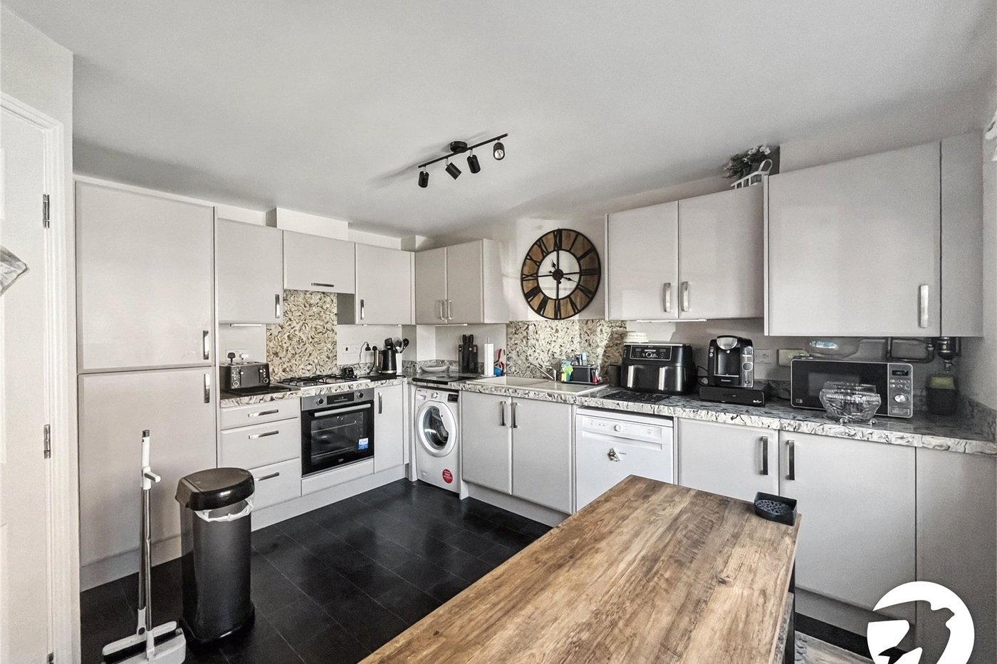 4 bedroom house for sale in Sittingbourne | Robinson Michael & Jackson