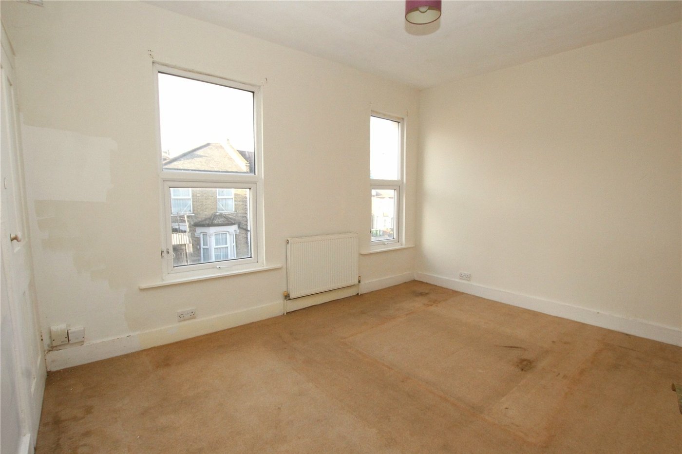 2 bedroom house for sale in Plumstead | Robinson Jackson