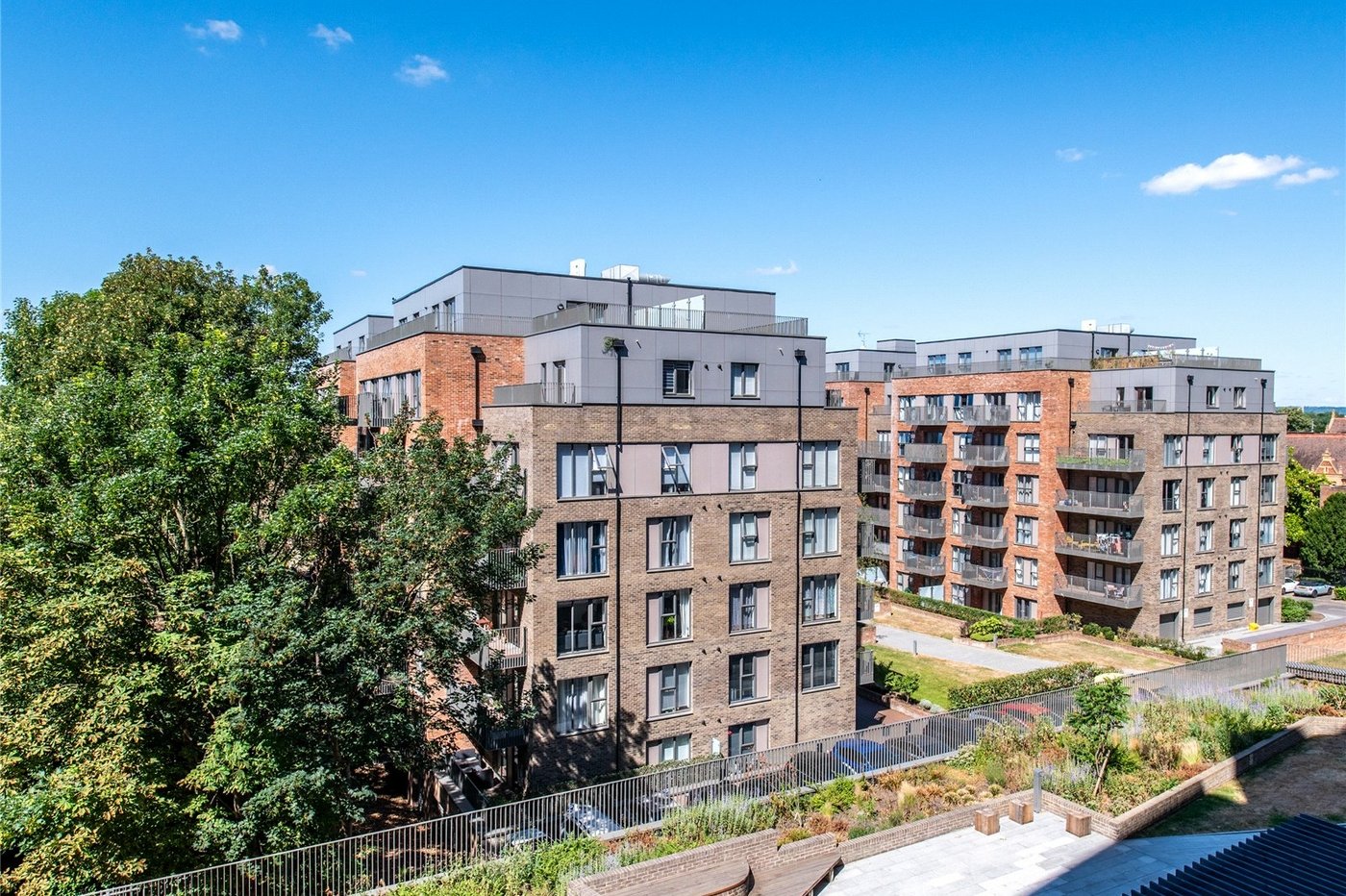 2 bedroom property for sale in Rosalind Drive | Robinson Michael & Jackson